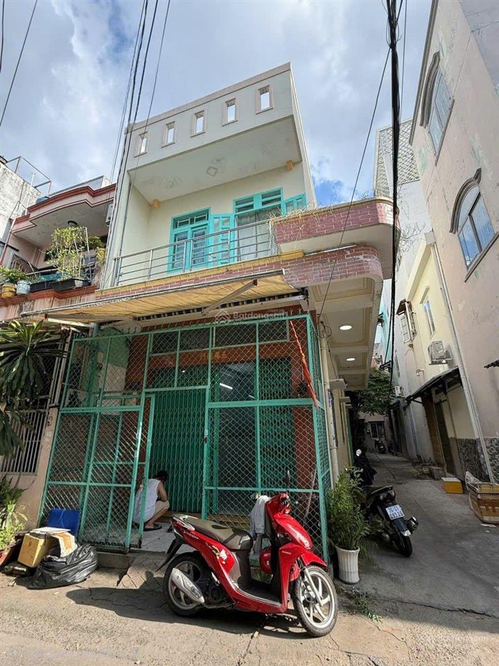 Cho thuê nhà 2 tấm 2pn lý thánh tông  hẻm xe tải 6m, gần tô hiệu, hòa bình, đầm sen. q.11