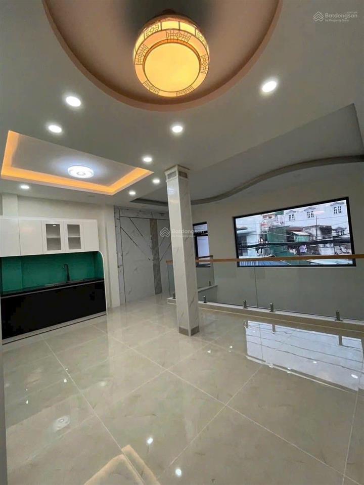 Cho thuê nhà mtkd lương thế vinh  6,5x13m, 3 tấm rộng rãi, dtsd 400m, gần lũy bán bích, hòa bình