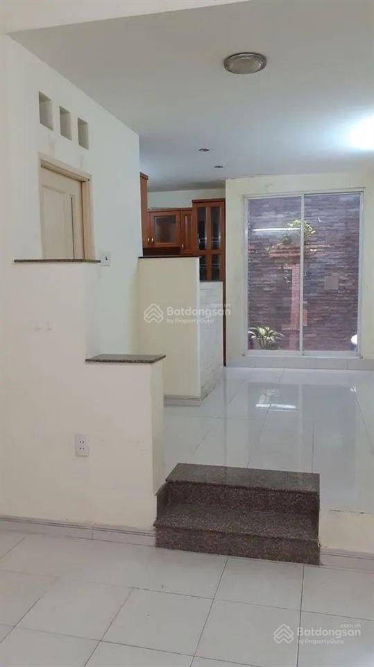 Cho thuê nhà 1/ lũy bán bích  4x11m, 2 tấm 2pn, hẻm 4m, gần thoại ngọc hầu, hòa bình, thạch lam