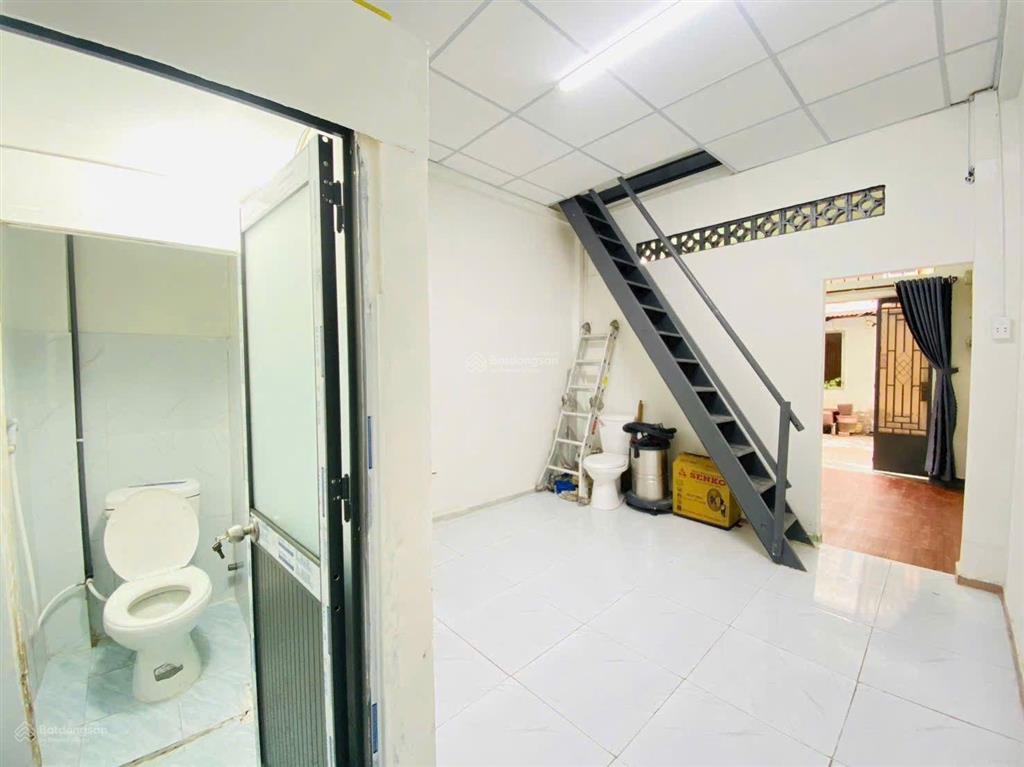 Cho thuê nhà đẹp full nội thất 1/ võ thành trang  2 tấm 2pn  gần phạm phú thứ, bàu cát