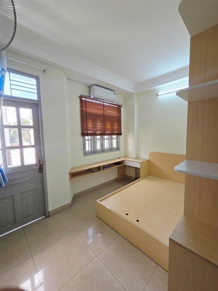 Cho thuê nhà full nội thất, hẻm 5m thạch lam  nhà đẹp 5pn, gần tô hiệu, thoại ngọc hầu