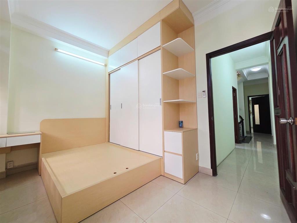 Cho thuê nhà full nội thất, hẻm 5m thạch lam  nhà đẹp 5pn, gần tô hiệu, thoại ngọc hầu