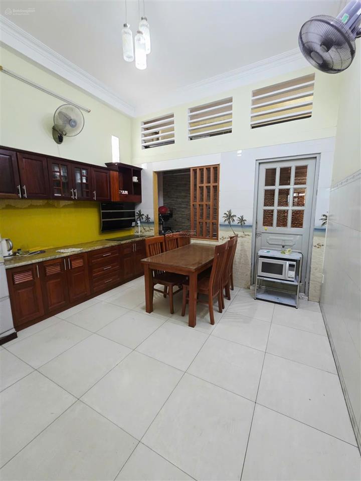 Cho thuê nhà full nội thất, hẻm 5m thạch lam  nhà đẹp 5pn, gần tô hiệu, thoại ngọc hầu