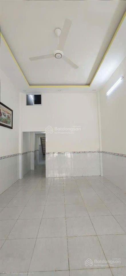 Cho thuê nhà 1/ lê trọng tấn  4,2x15m 2 tầng 2pn  gần trường đhcn, gần aeon, trường chinh
