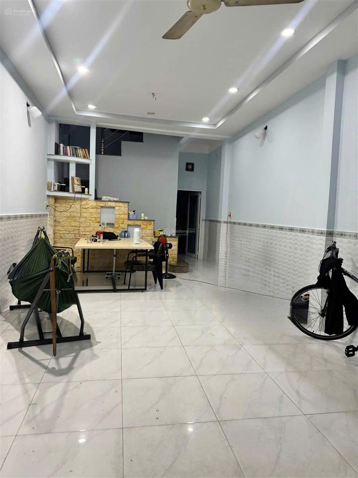 Cho thuê nhà hẻm ô tô tân kỳ tân quý 4x15m 2 tấm 3pn, gần aeon, tân sơn nhì, lê trọng tấn