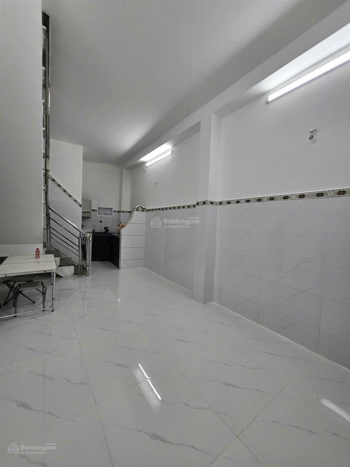 Cho thuê nhà mtkd đỗ nhuận 3,3x8m 2 tấm, nhà mới , đường 10m gần lê trọng tân, tân kỳ tân quý
