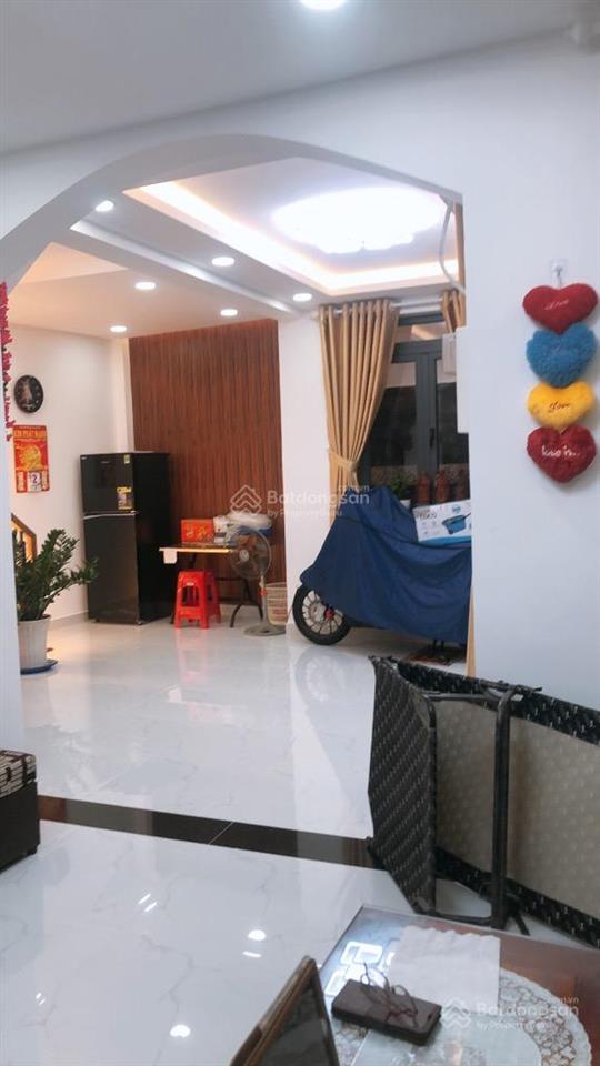 Hot gò vấp nhỉnh 4 tỷ  chỉ 84tr/m2  ngang 6.5m  3pn  vị trí đắc địa btct vào ở ngay