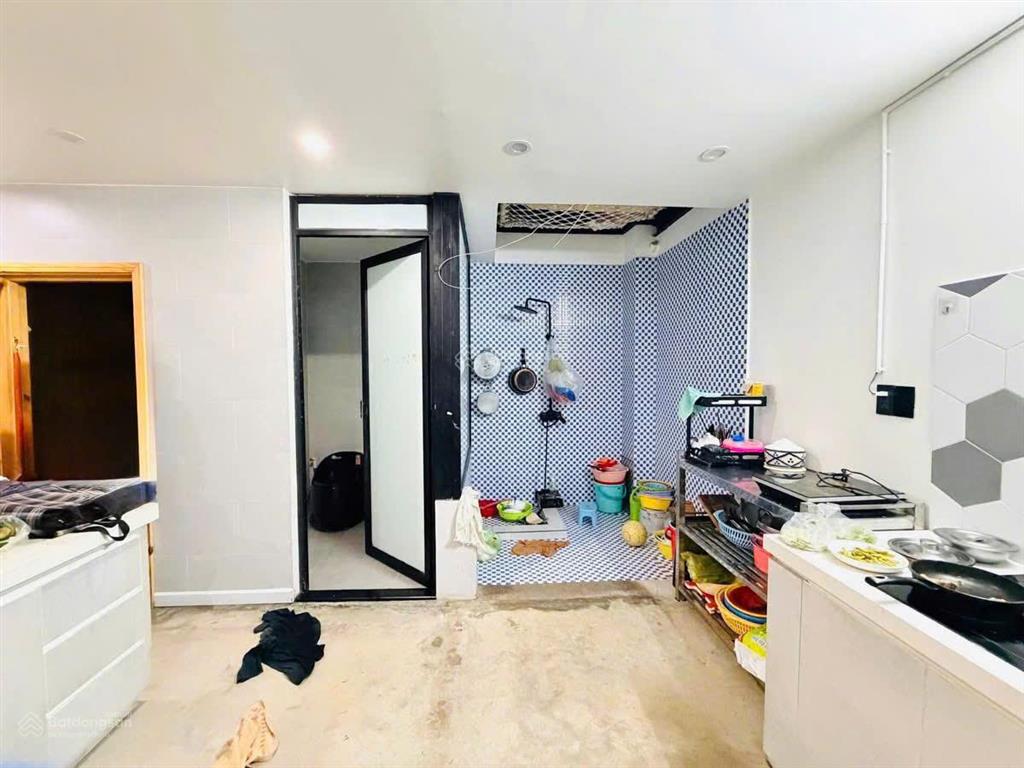 Hot gò vấp  nhỉnh 9 tỷ  chỉ 93tr/m2  ngang 5.3m  3 tầng 4pn  ngay trung tâm  khu an ninh
