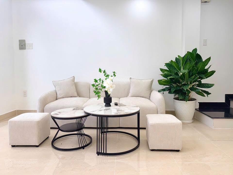 Nhỉnh 6 tỷ  50m²  5 tầng  lê đức thọ  hxh tránh  chủ thiện chí