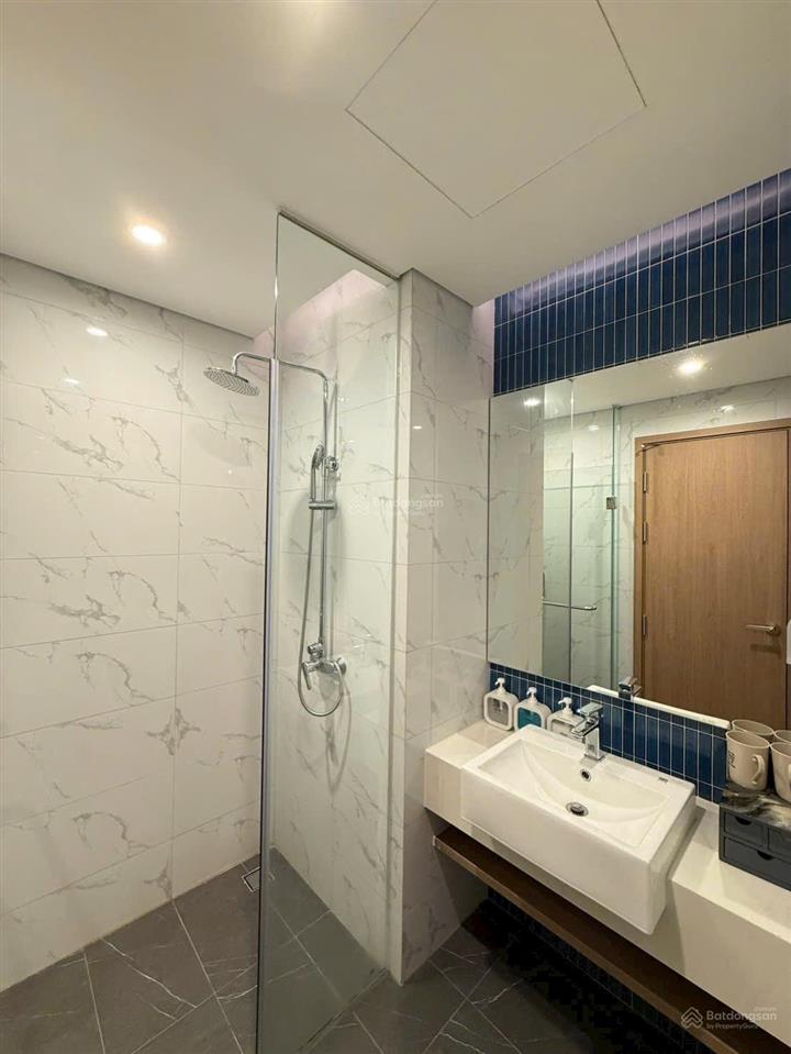 Bán chung cư cao cấp sát biển tại hạ long dt 30m2 cách biển 300m nhận nhà kinh doanh ngay