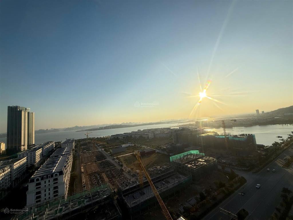 Bán căn góc 2pn icon40 82m2 full view sẵn nội thất cách biển 300m cạnh tttm và trường quốc tế chợ