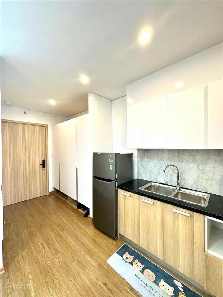 Căn hộ view biển sẵn sổ đủ nội thất cách biển 700m trung tâm đông dân cư gần trường chợ