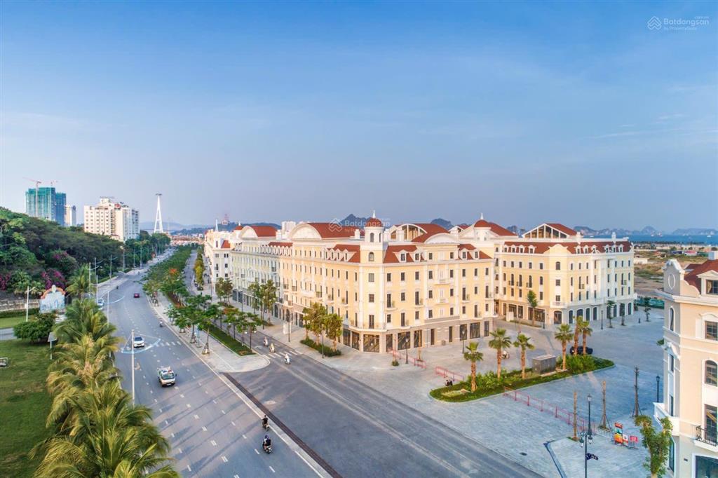Cắt lỗ căn góc shophouse eu đã có sổ về hoàn thiện kinh doanh ngay sát biển