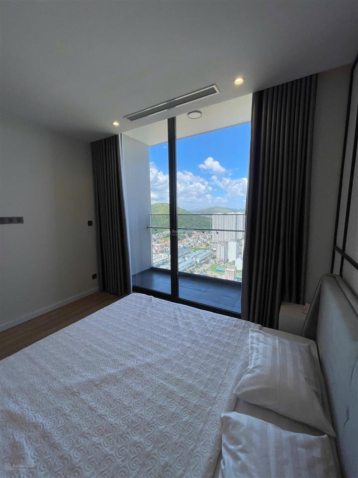 Bán nhanh 1 + icon40 62m2 full nội thất chỉ 2,6 tỷ, đông nam mát mẻ tầng cao cách biển 300m