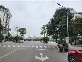 Chính chủ gia đình cần bán nhanh lk luxury kiến hưng 74m x 6 tầng thang máy, mt 7m hơn 20 tỷ