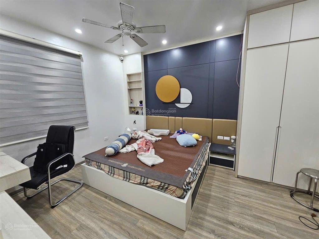Bán liền kề luxury kiến hưng hà đông, tòa văn phòng kết hợp ở 6 tầng thang máy bằng giá nhà thô