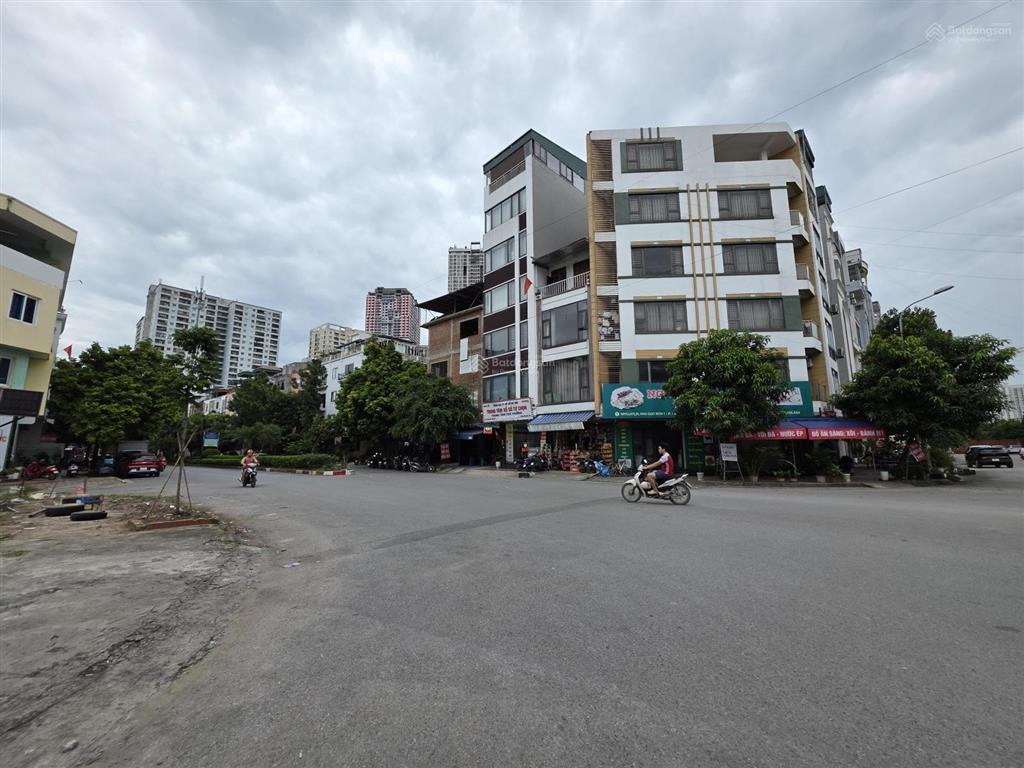 Bán mảnh đất mặt đường đôi dọc bún 1 văn khê, vị trí kinh doanh cực đỉnh giá đầu tư chỉ 14 tỷ