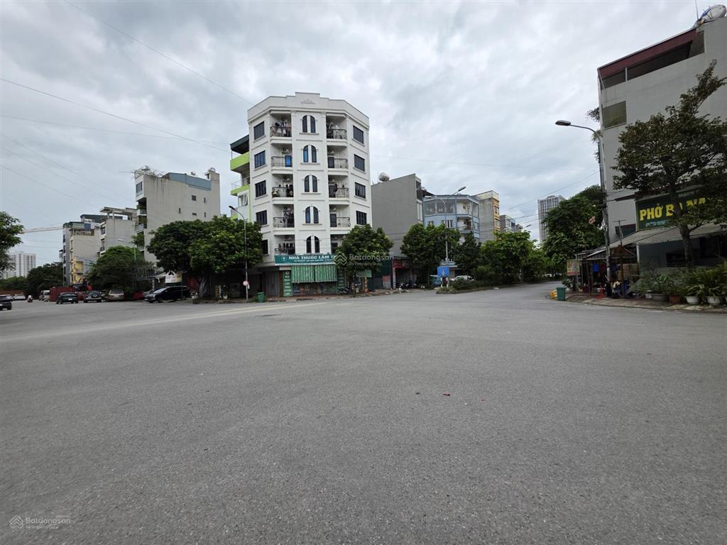 Bán mảnh đất mặt đường đôi dọc bún 1 văn khê, vị trí kinh doanh cực đỉnh giá đầu tư chỉ 14 tỷ