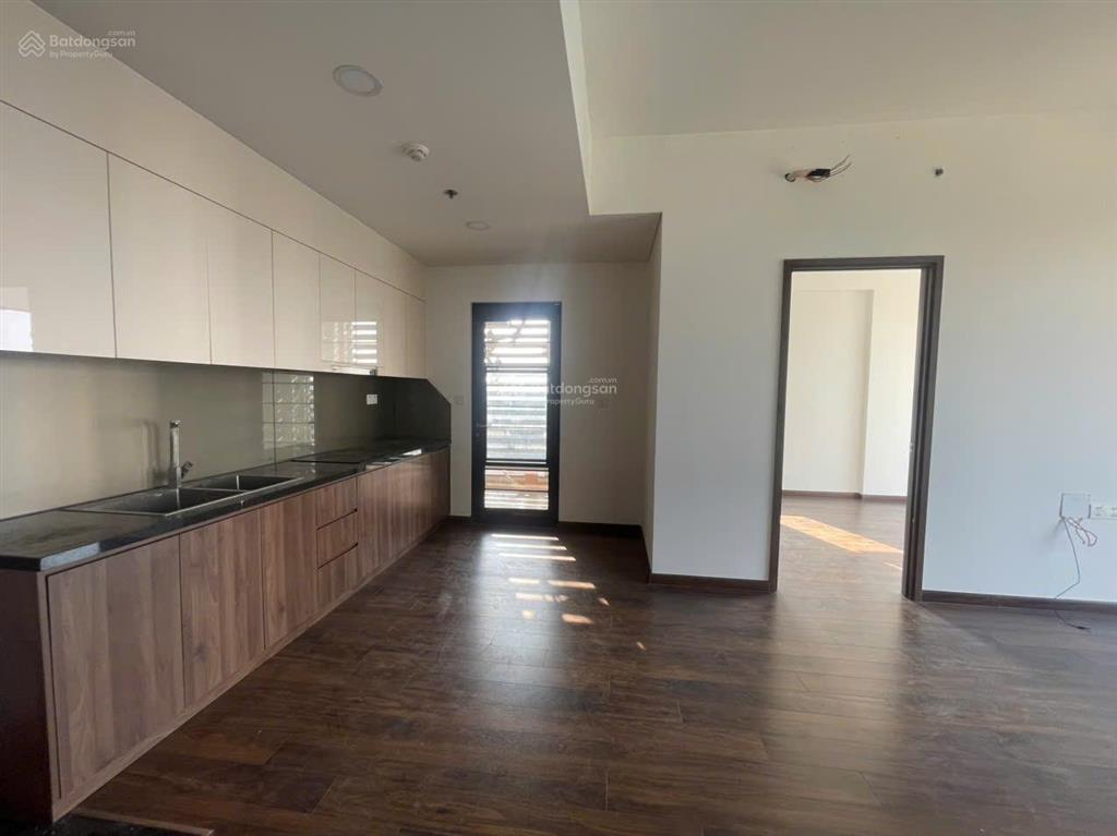 Bán 3 pn tòa panorama hướng đông bắc giá 6,15 sổ hồng