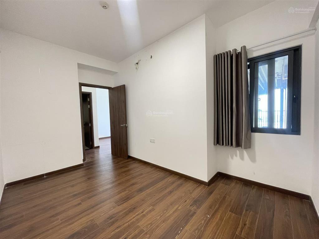Cho thuê 2 pn, 2wc nhà trống giá 10tr/tháng toà mp678