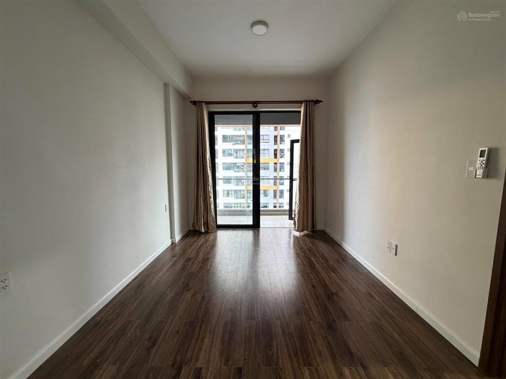 Cho thuê 2 pn, 2 wc có 3 máy lạnh, 2 máy nước nóng giá 10tr/tháng