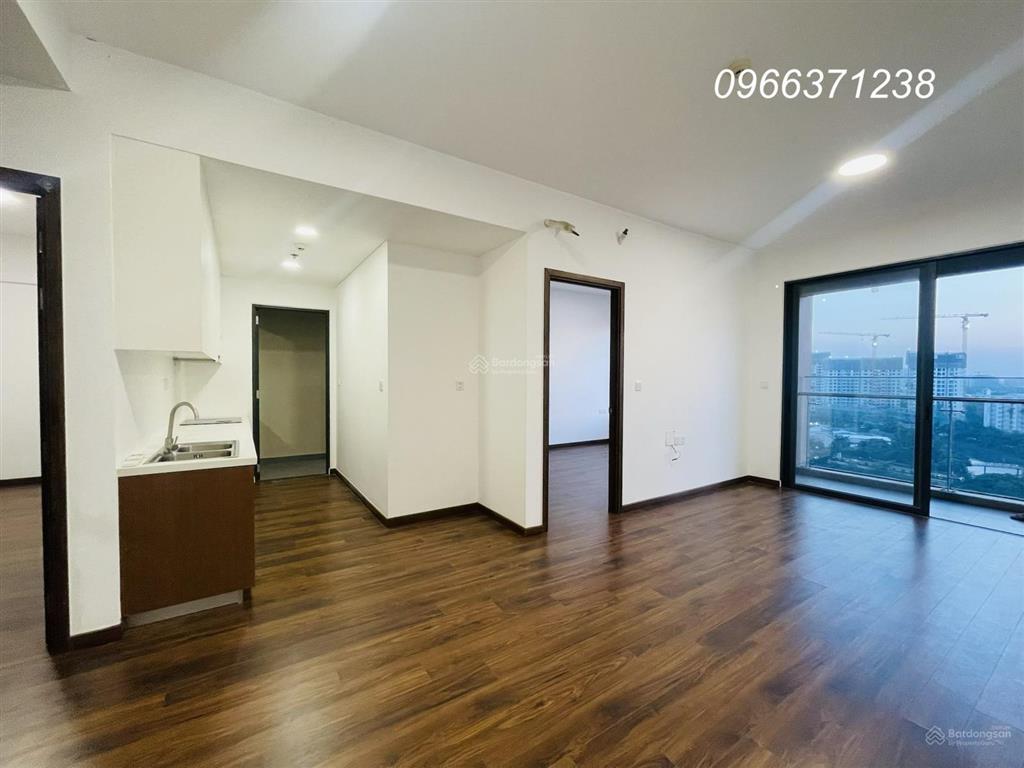 Bán căn 2 pn, 2 wc, 78m2, tòa mp8 view kênh đào tầng trung đẹp