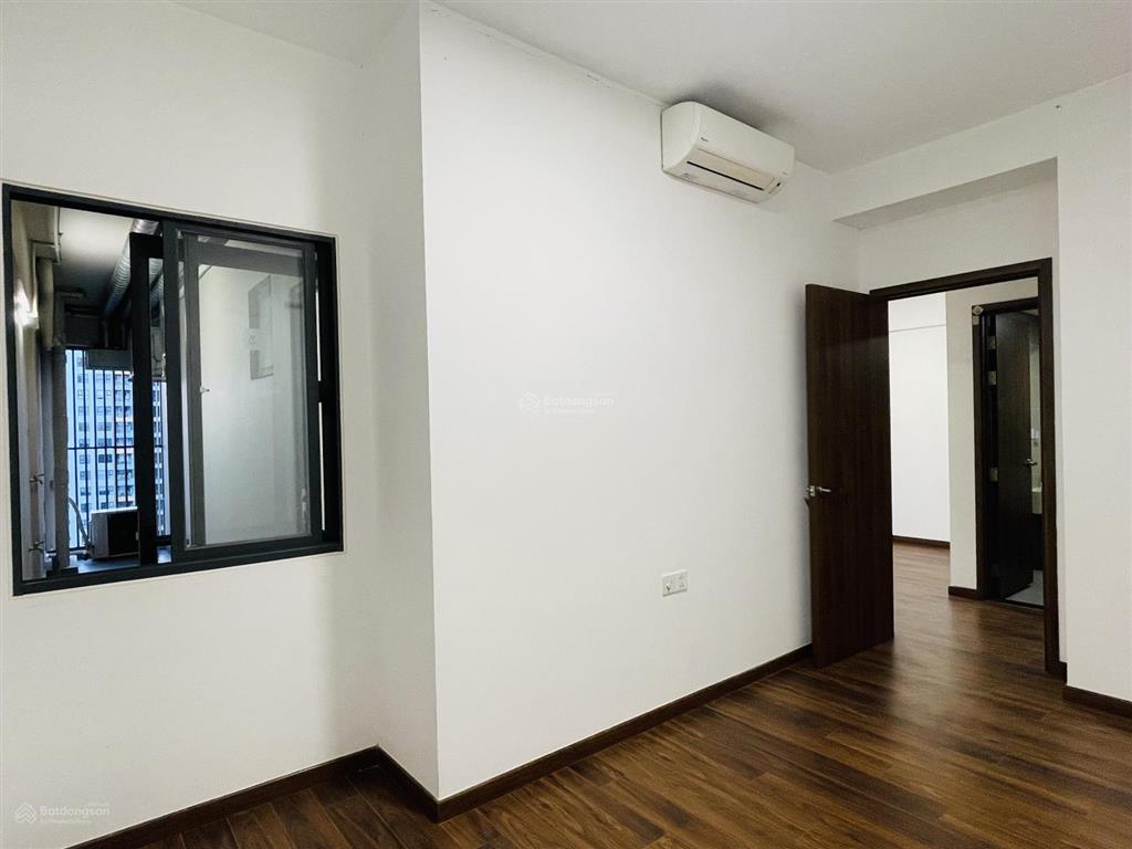 Bán căn 2 pn, 2 wc, 78m2, tòa mp8 view kênh đào tầng trung đẹp
