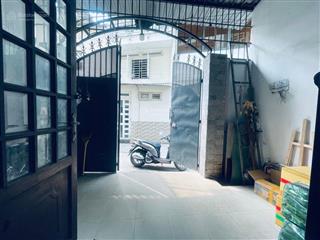 Bán nhà 4 tầng, 5pn, 5wc, 60m2. ngay gần sân bay