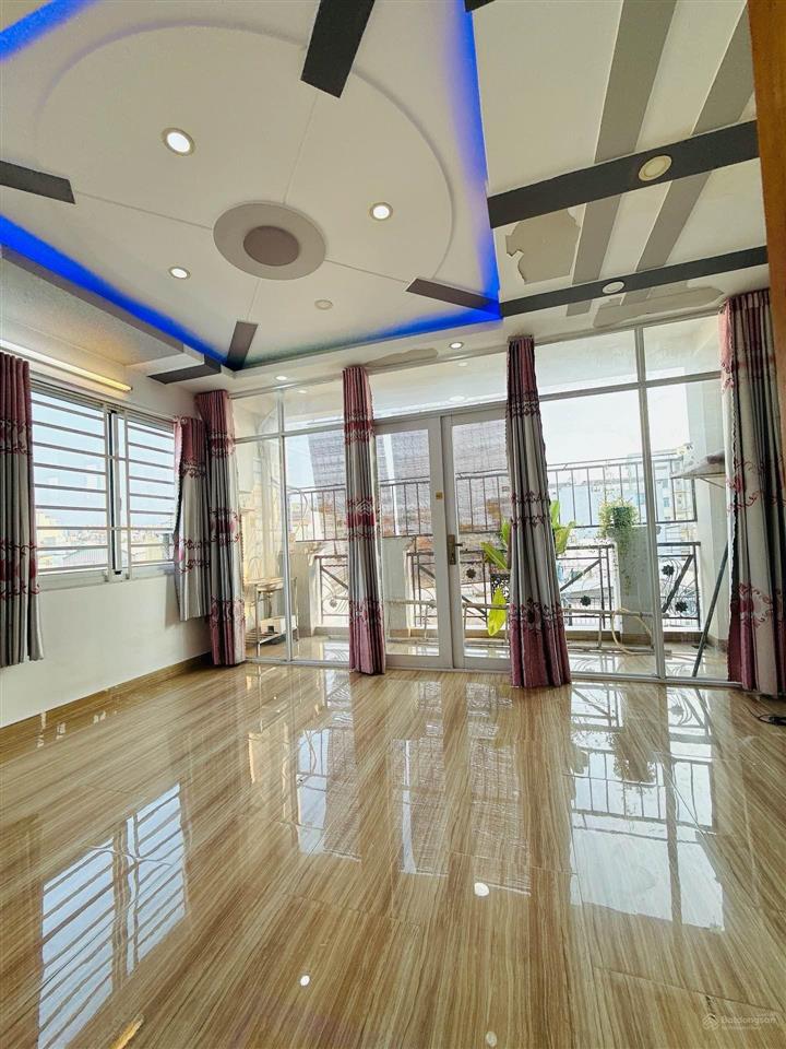 Ngay huỳnh văn bánh , 5 tầng , 5pn , 5wc , hẻm ô tô thông , pháp lý chuẩn