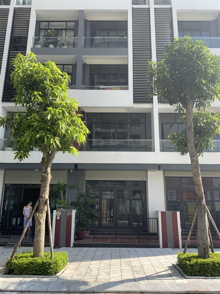 10 triệu thuê liền kề 95m2, 5 tầng, 350m2 sàn, dự án bình minh garden. gđkd đạt 0945 892 ***