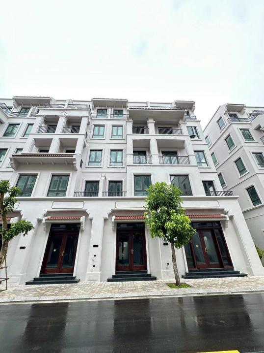 210 triệu/m2 đất có liền kề 62.5m2  280m2 sàn. chủ nhà đang cần bán gấp 0968 096 ***