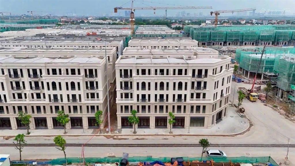 210 triệu/m2 đất có liền kề 62.5m2  280m2 sàn. chủ nhà đang cần bán gấp 0968 096 ***