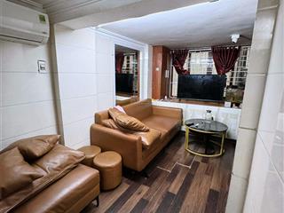 3 tỷ hơn  25m2  sổ riêng  ngõ thông  5 tầng  vừa miếng  chốt vị trí trung tâm