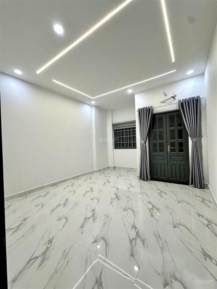 Siêu phẩm nhà mới đẹp sát quận tân phú, 53m2  2 tầng, 3pn  hẻm ôtô thông  chỉ hơn 5 tỷ.