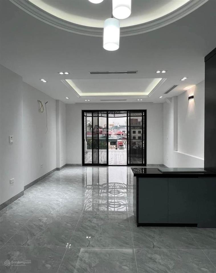 Sát đại học hà nội, thanh xuân, 65m2, 4 tầng, giá trên 10.x tỷ, ô tô kinh doanh sầm uất