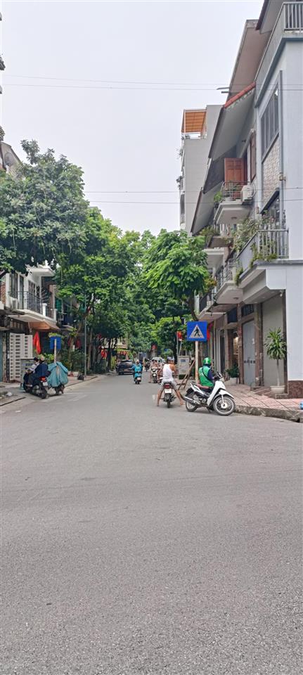 Sát chợ bông đỏ, phan đình giót, hà đông, 46m2, giá 9 tỷ, ô tô, kinh doanh