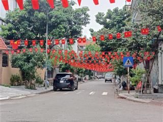 Sát chợ bông đỏ, phan đình giót, hà đông, 46m2, giá 9 tỷ, ô tô, kinh doanh