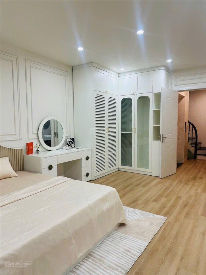 Siêu phẩm mặt phố quang trung, hà đông, 42m2 x 5t giá 14.2 tỷ, kinh doanh sầm uất, ô chờ thang máy