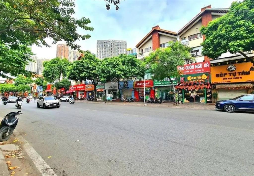 Biệt thự lô góc mỗ lao, hà đông 174m2, 3 tầng, giá 37 tỷ, 3 ô tô tránh, kd