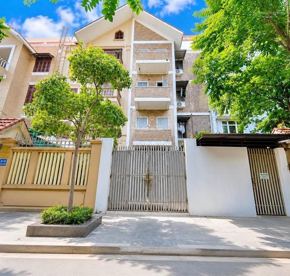 Biệt thự lô góc mỗ lao, hà đông 174m2, 3 tầng, giá 37 tỷ, 3 ô tô tránh, kd