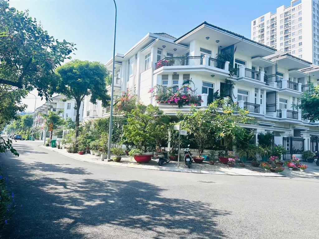 Cho thuê villa dự án the peak garden quận 7  phú mỹ hưng  nhà mới 100% hỗ trợ xem nhà ngay 24/7