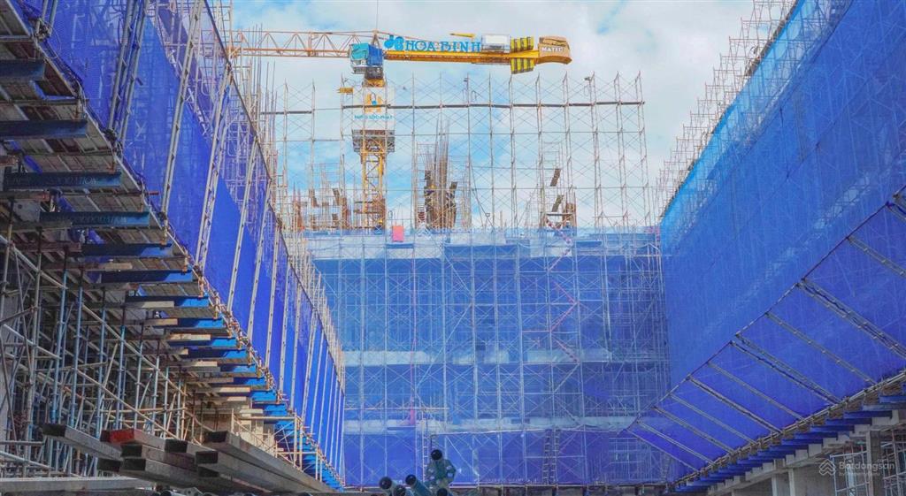 Căn 2pn the peak garden giá chỉ 4,2 tỷ/căn  hđmb công chứng ngay trong ngày!