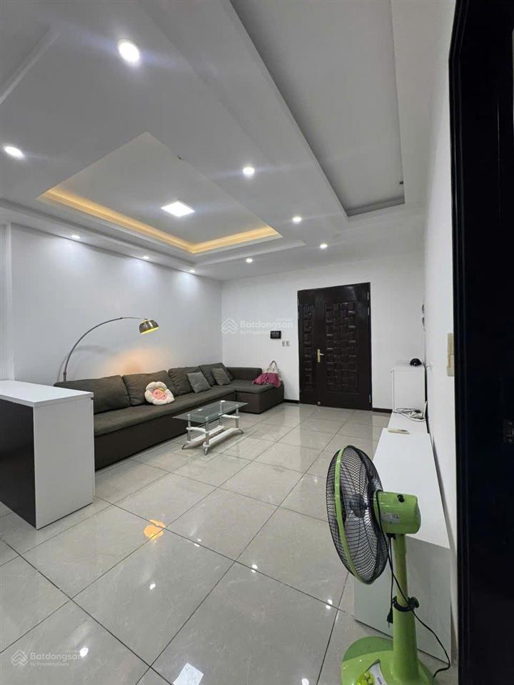 Chính chủ bán gấp giá rẻ tl căn hộ docklands  2pn