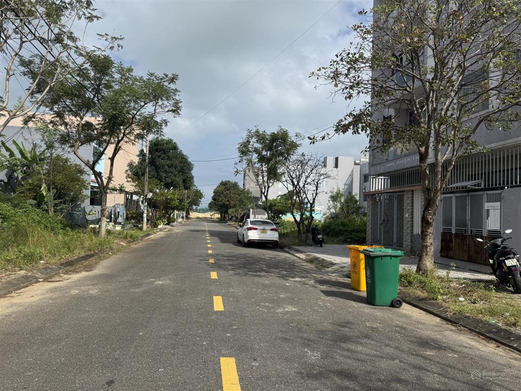 Chủ cần tiền bán nhanh lô đất sơn thuỷ đông 2 100m2 đường 7m5