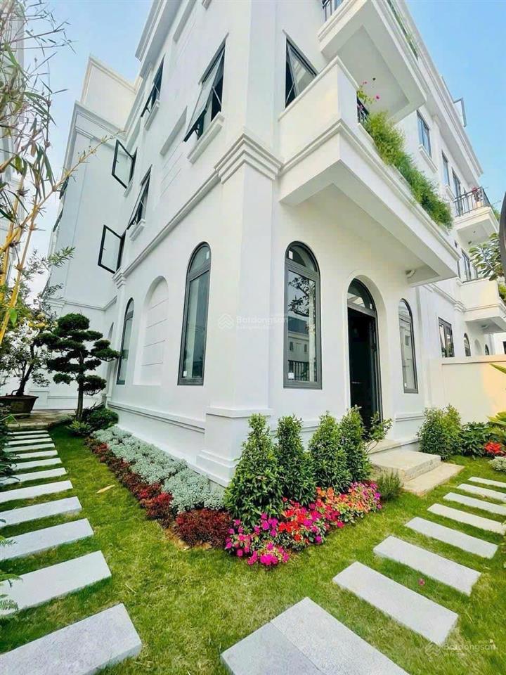 Cắt lỗ biệt thự 170m2. mặt tiền 9m, 4 tầng sẵn sổ đỏ. bán nhanh trong tuần, rẻ hơn thị trường 4 tỷ