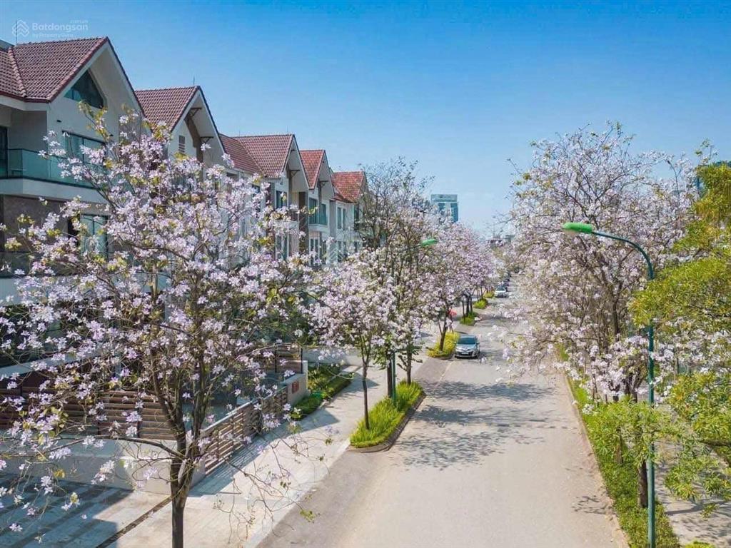 Bán biệt thự song lập k3 ciputra  sát công viên lõi 65ha