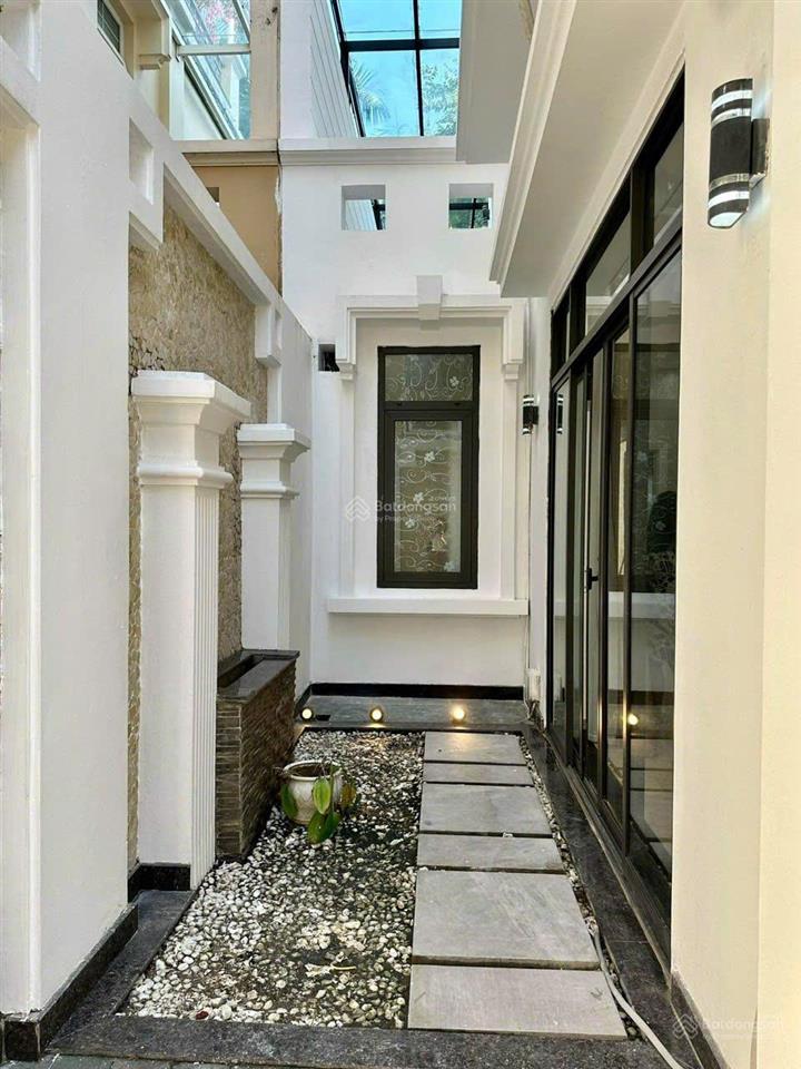 Bán biệt thự khu t ciputra nam thăng long  180m2, mt 9m, xây 3,5 tầng, giá hơn 60 tỷ