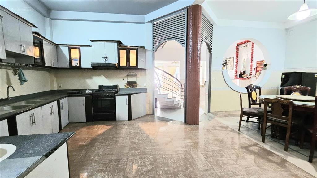 Bán nhà ngay bv thống nhất p.12 tân bình 150m2 (9x19m), 4 tầng 9 phòng giá 12 tỷ