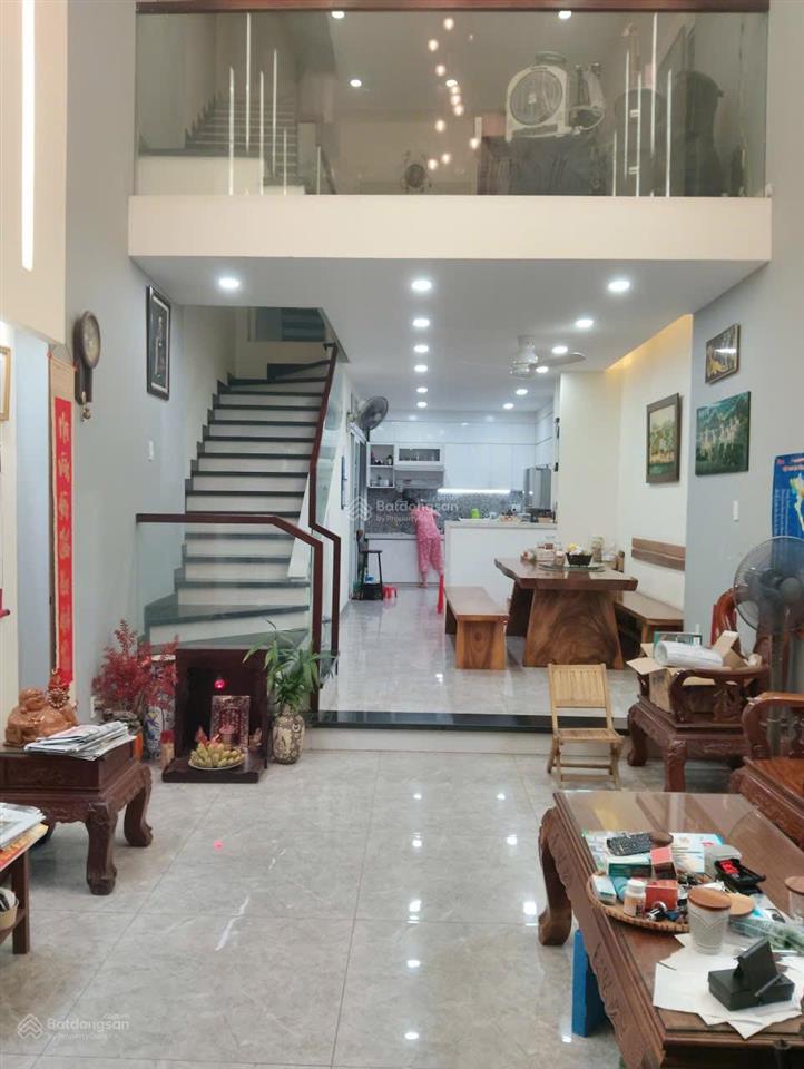 Cần tiền gấp bán nhanh căn nhà 4 tấm trung tâm bình thạnh, nhà mới xây đợt dịch (ngang 4m nở hậu)
