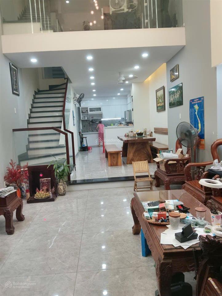 Cần tiền gấp bán nhanh căn nhà 4 tấm trung tâm bình thạnh, nhà mới xây đợt dịch (ngang 4m nở hậu)